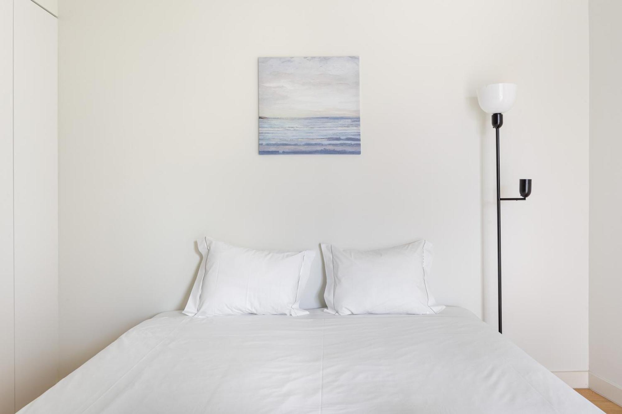 Apartment Joivy Chic With Balcony Near Liberdade Avenue Lisbon