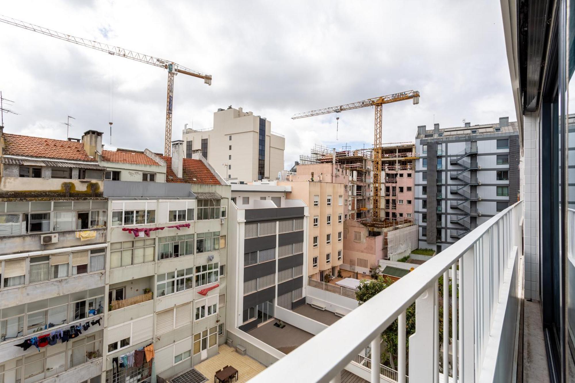 Apartment Joivy Chic With Balcony Near Liberdade Avenue *
