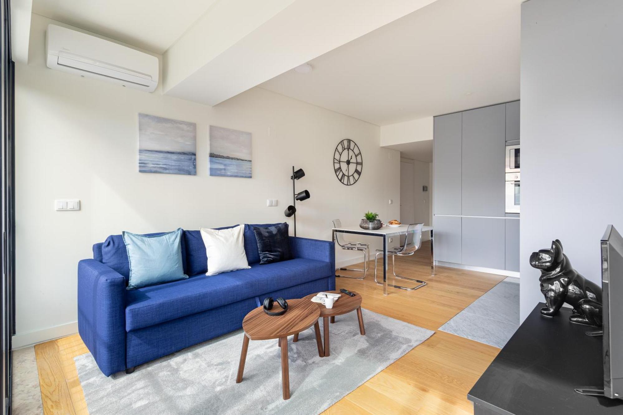 Joivy Chic With Balcony Near Liberdade Avenue Appartement Lisboa