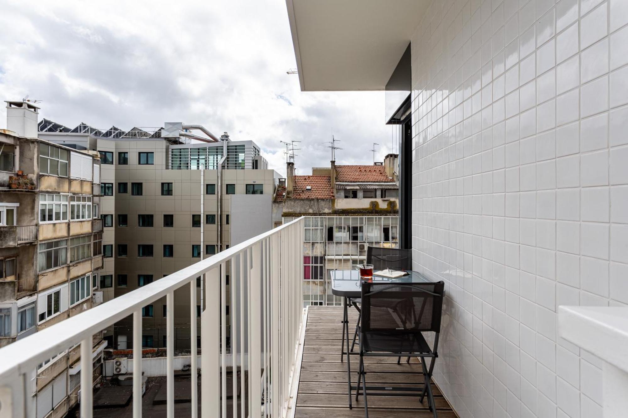 Joivy Chic With Balcony Near Liberdade Avenue Appartement Lisboa